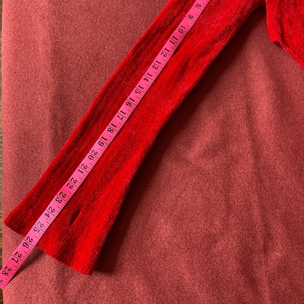 Ottolinger - Red Cropped Turtleneck Sweater with Drawstring Detail - Picture 3 of 10